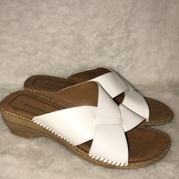 wide width white sandals